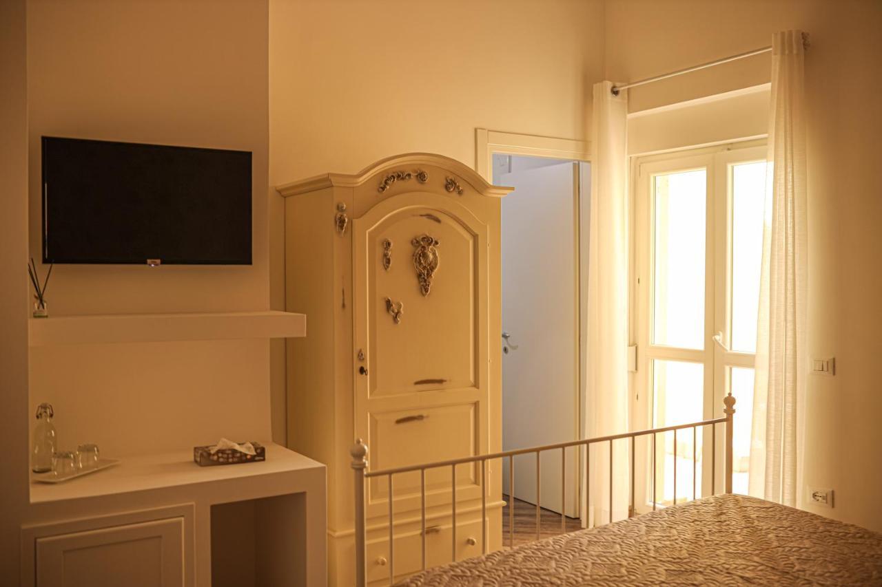 B&B La Fenice Suite Salerno Exteriér fotografie