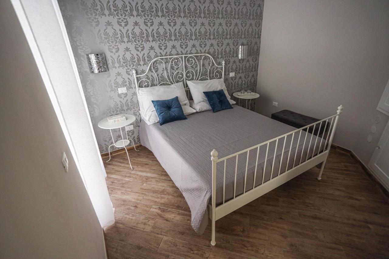 B&B La Fenice Suite Salerno Exteriér fotografie