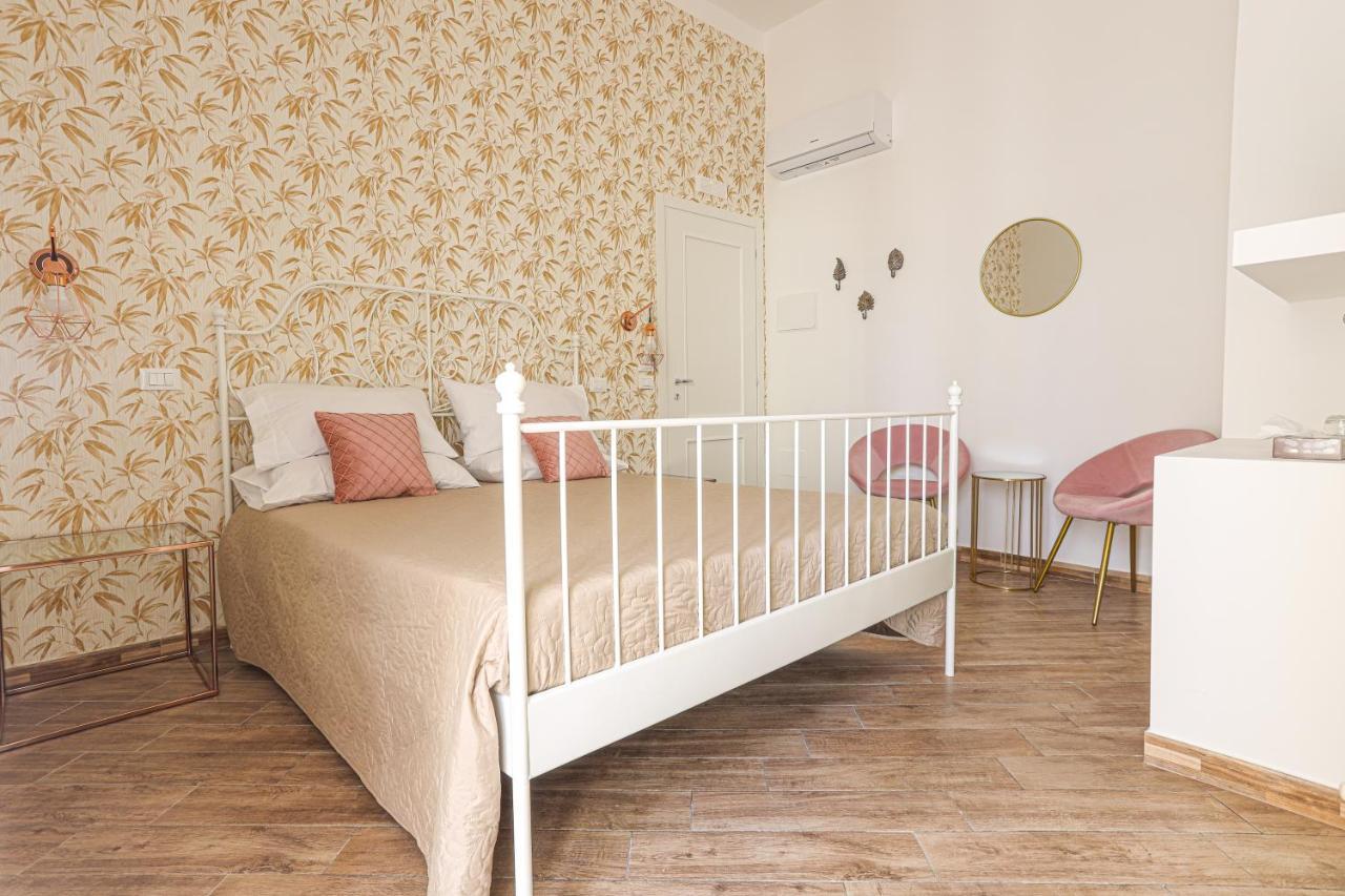 B&B La Fenice Suite Salerno Exteriér fotografie