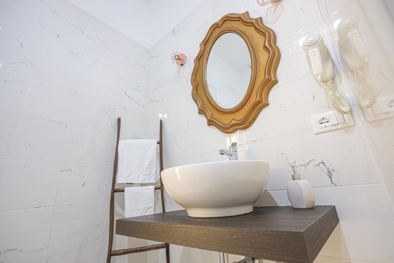 B&B La Fenice Suite Salerno Exteriér fotografie